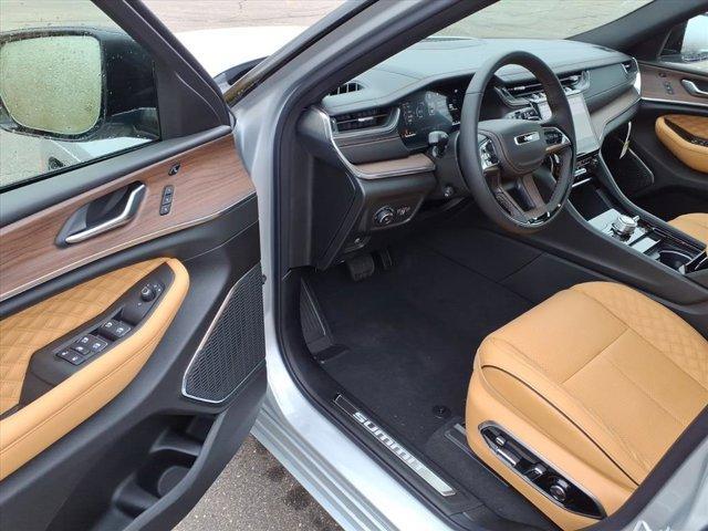 new 2025 Jeep Grand Cherokee L car, priced at $57,947