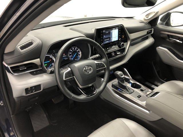 used 2022 Toyota Highlander Hybrid car, priced at $43,988