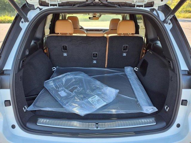 new 2025 Jeep Grand Cherokee car, priced at $53,582