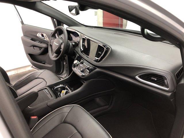 used 2024 Chrysler Pacifica car, priced at $44,988