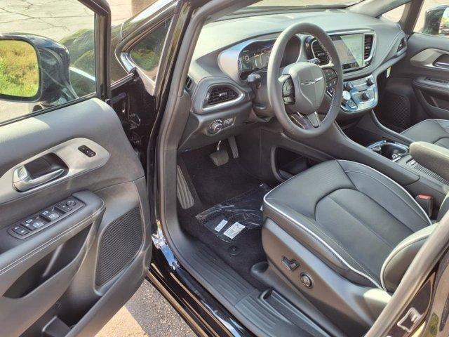 new 2026 Chrysler Pacifica car, priced at $45,999