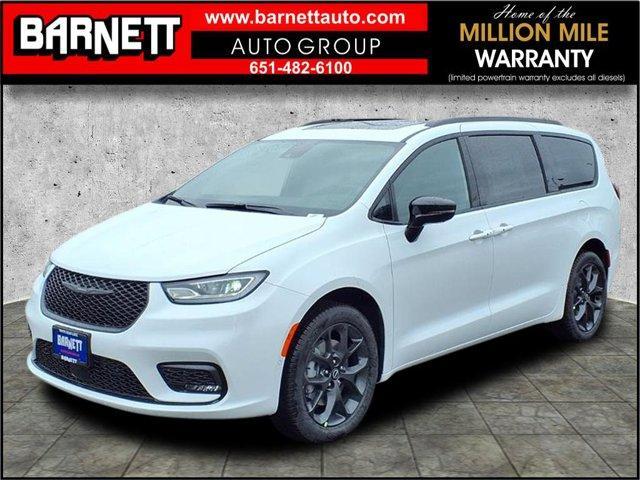 new 2026 Chrysler Pacifica car, priced at $48,152