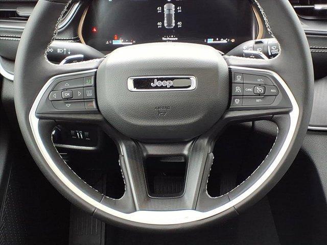 new 2025 Jeep Grand Cherokee car, priced at $39,991