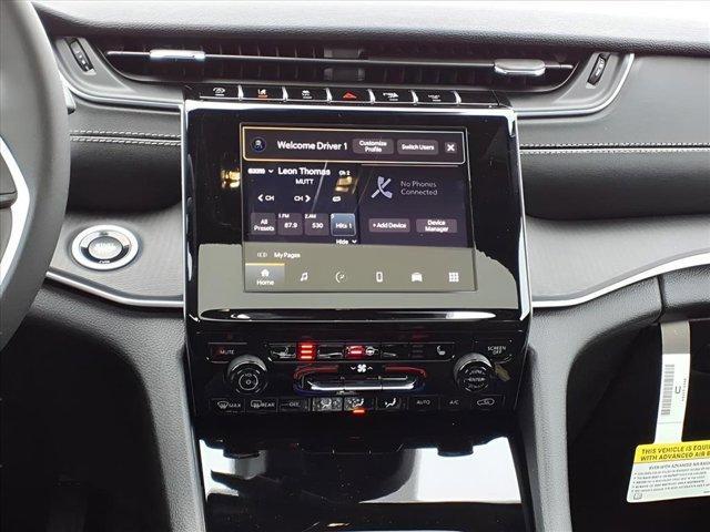 new 2025 Jeep Grand Cherokee car, priced at $39,991