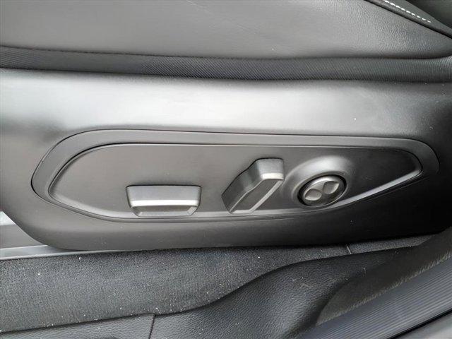 new 2025 Jeep Grand Cherokee car, priced at $39,991