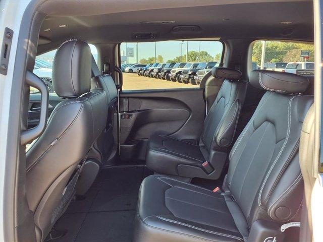 new 2026 Chrysler Pacifica car, priced at $41,402