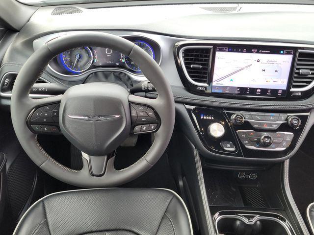 used 2025 Chrysler Pacifica car, priced at $37,985