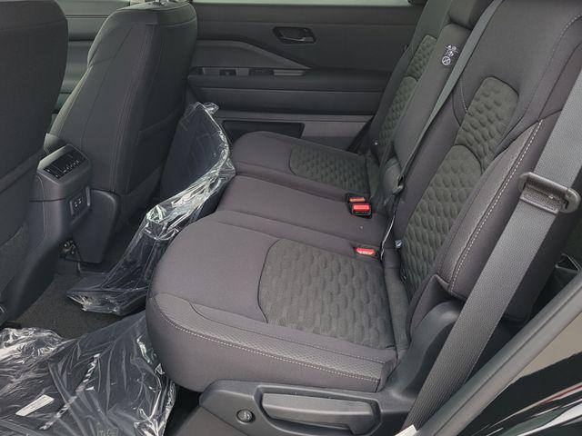 new 2026 Nissan Pathfinder car, priced at $41,644
