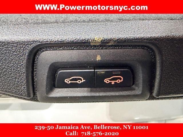 used 2022 BMW X7 car, priced at $35,995