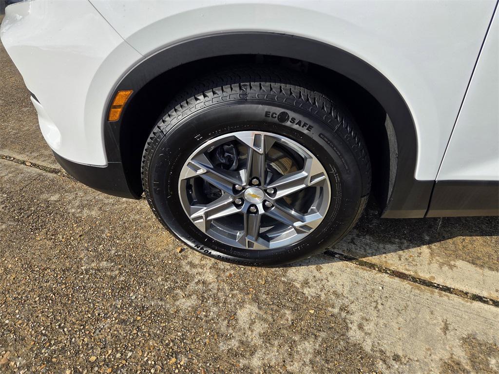 used 2024 Chevrolet Blazer car, priced at $25,785