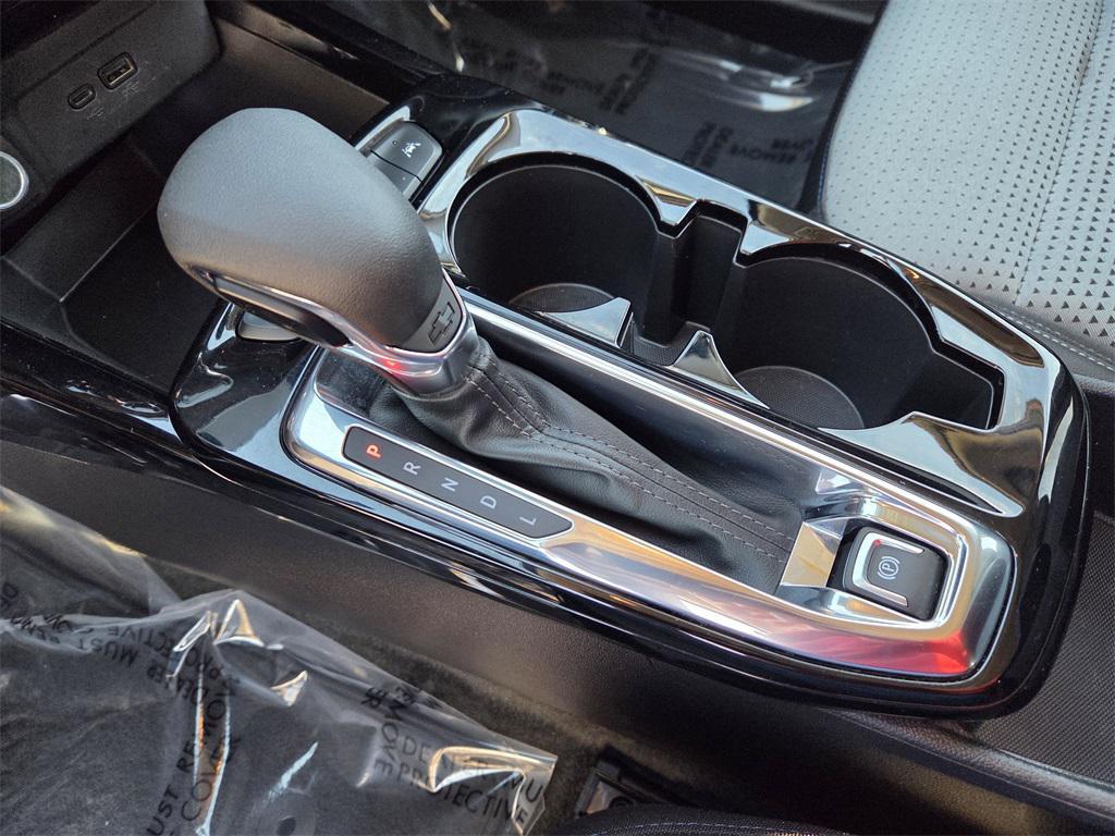 used 2025 Chevrolet Trax car, priced at $20,985