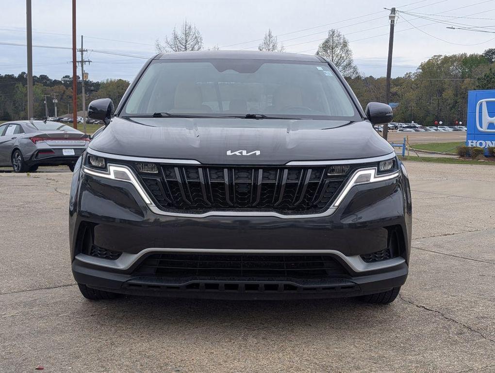 used 2024 Kia Carnival car, priced at $29,900