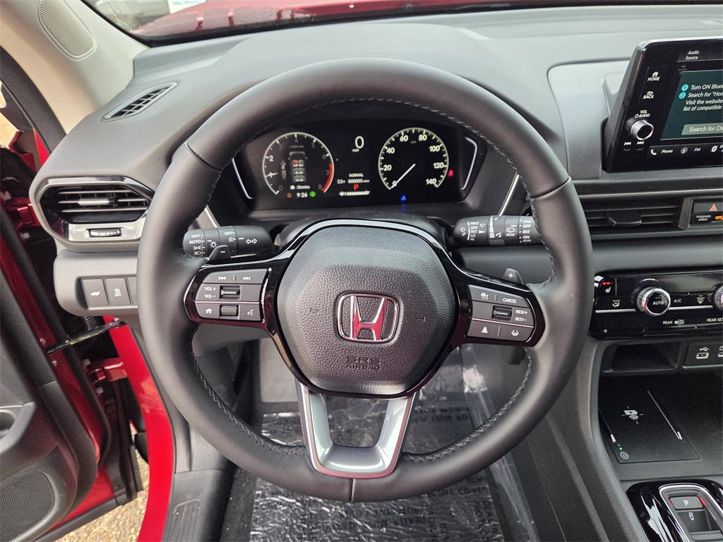 new 2025 Honda Pilot car, priced at $45,450