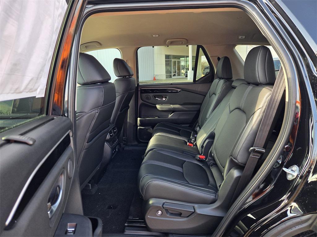 new 2026 Honda Pilot car, priced at $46,165