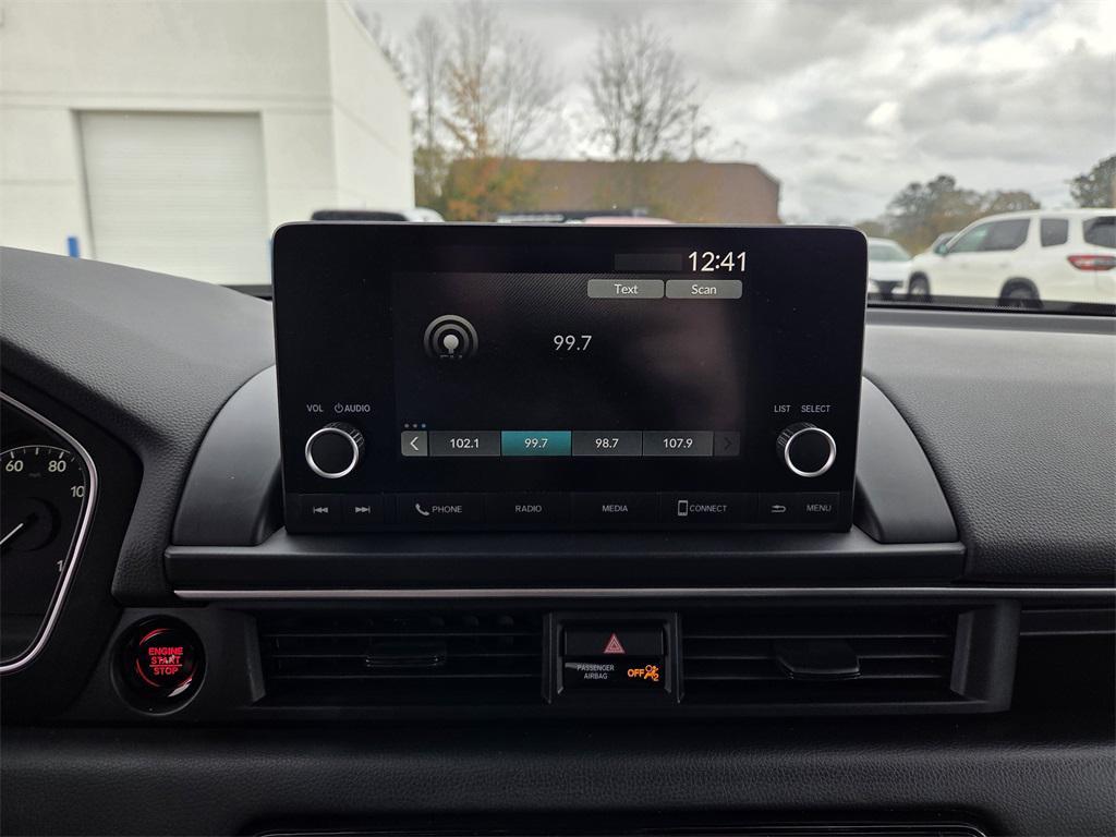 used 2025 Honda Pilot car, priced at $37,375