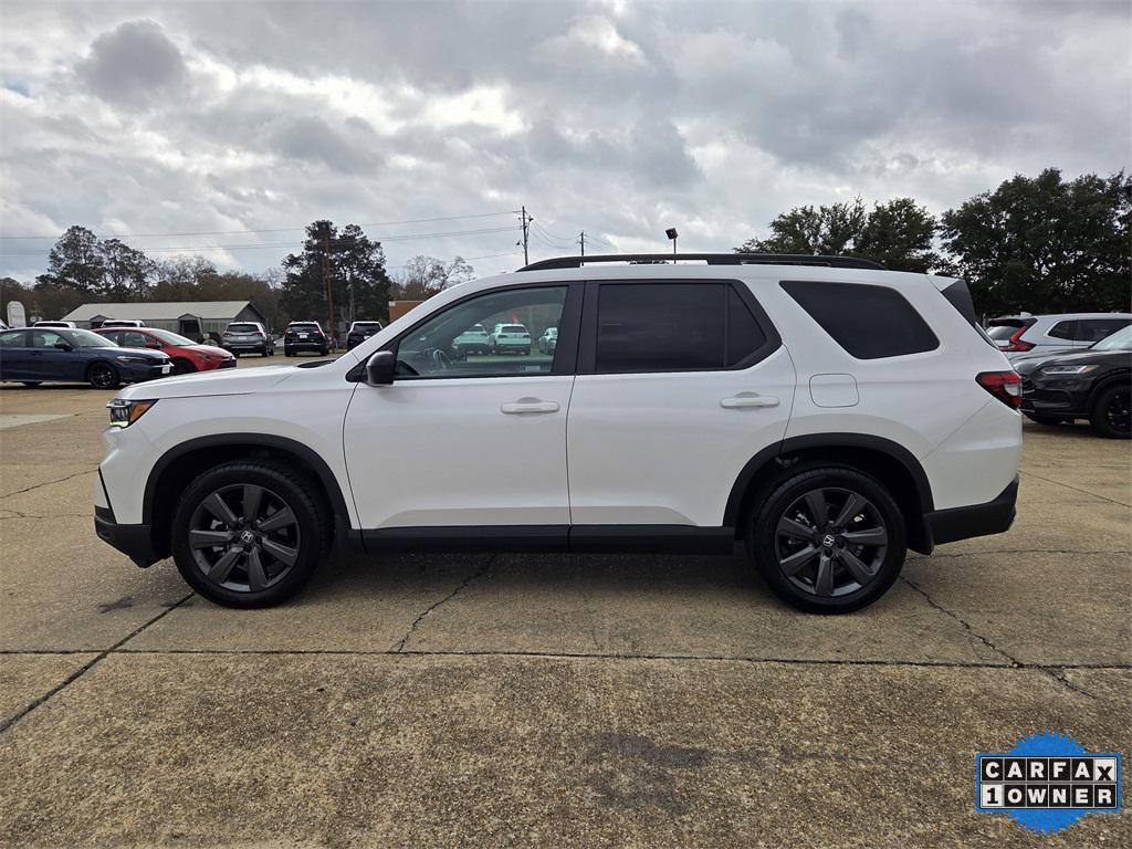 used 2025 Honda Pilot car, priced at $36,275
