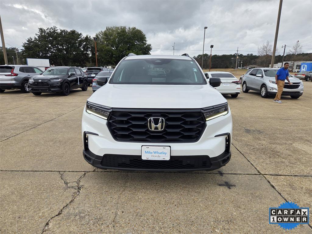 used 2025 Honda Pilot car, priced at $36,275