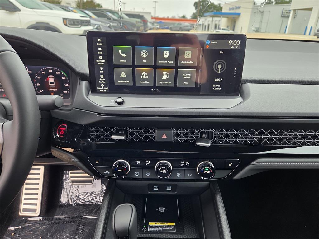 new 2025 Honda Accord Hybrid car