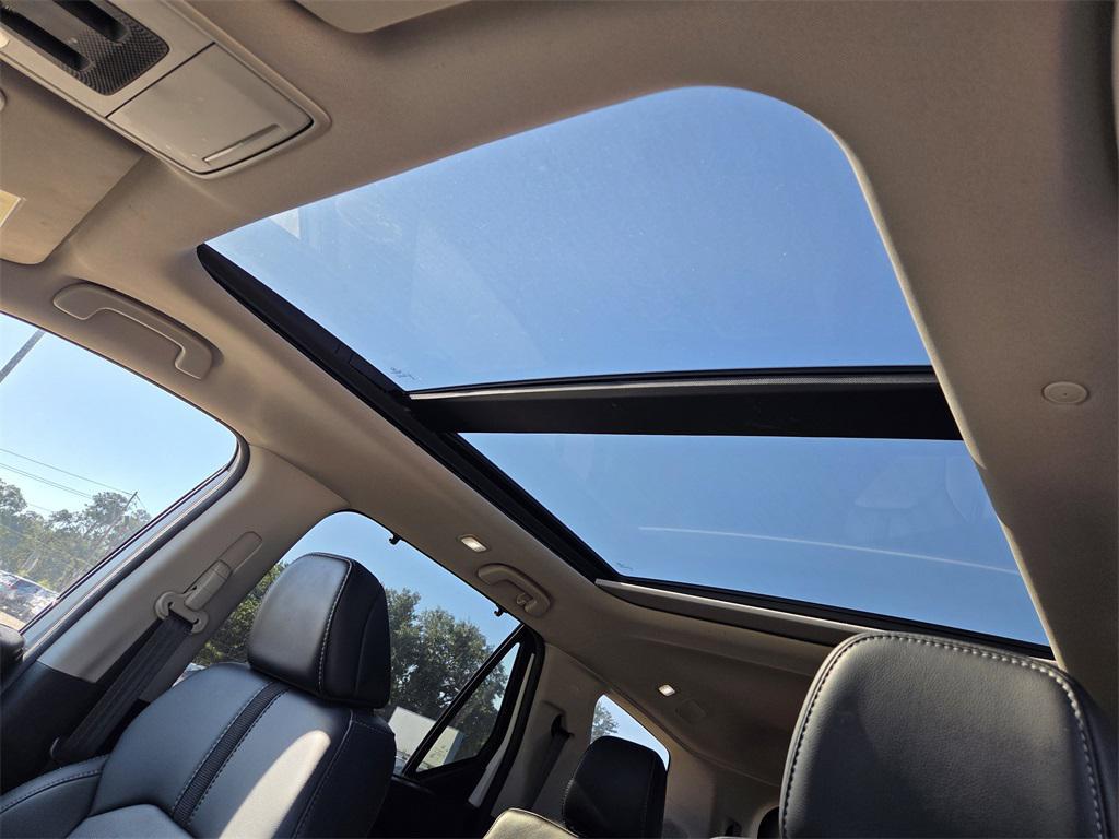 2024 Platinum White Honda Pilot