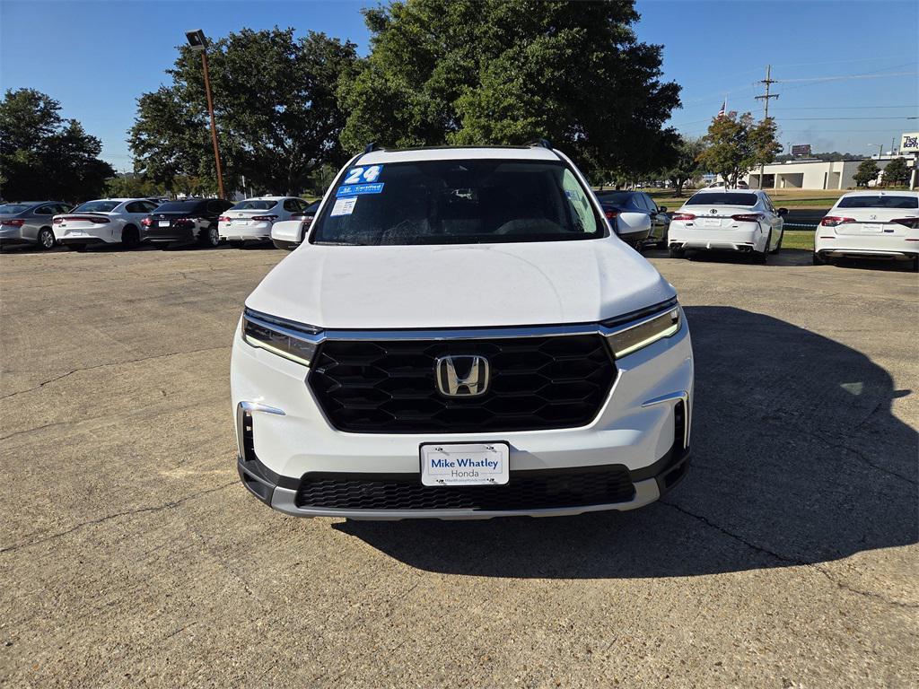 2024 Platinum White Honda Pilot