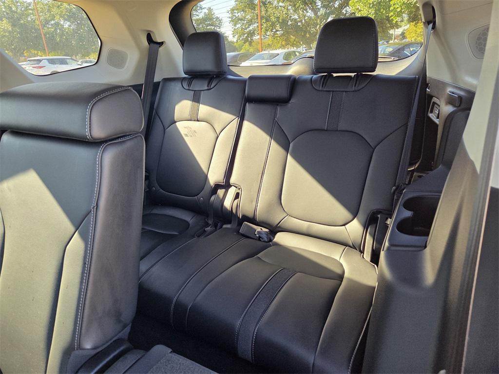 2024 Platinum White Honda Pilot