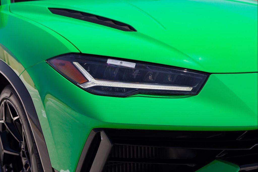 used 2023 Lamborghini Urus car, priced at $284,500