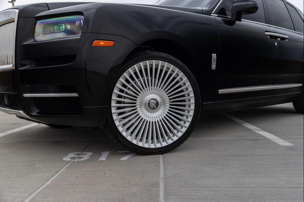 used 2021 Rolls-Royce Cullinan car, priced at $269,900