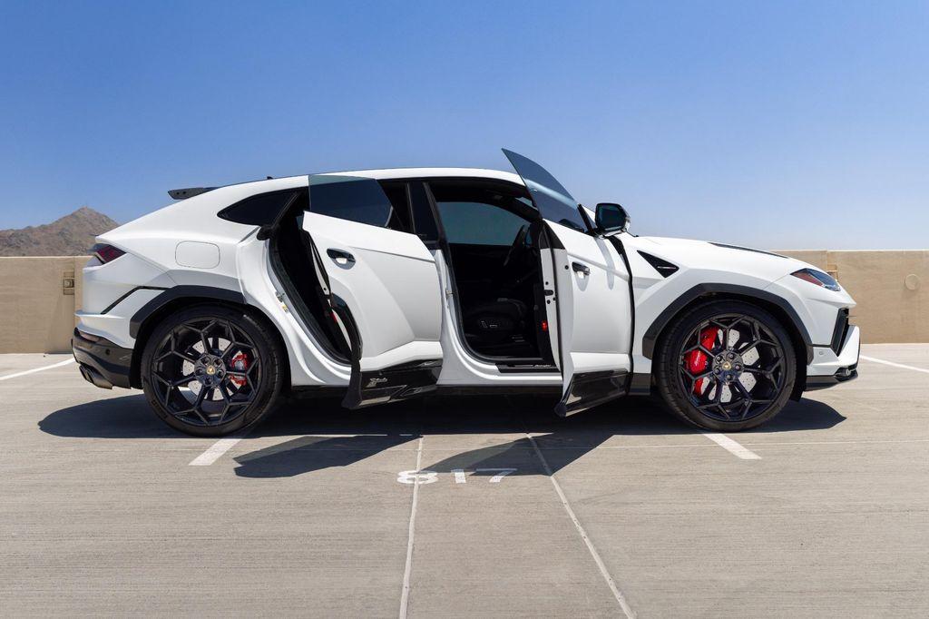 used 2023 Lamborghini Urus car, priced at $279,900
