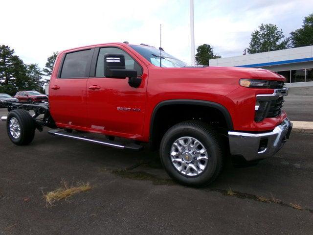 new 2025 Chevrolet Silverado 3500 car, priced at $70,855
