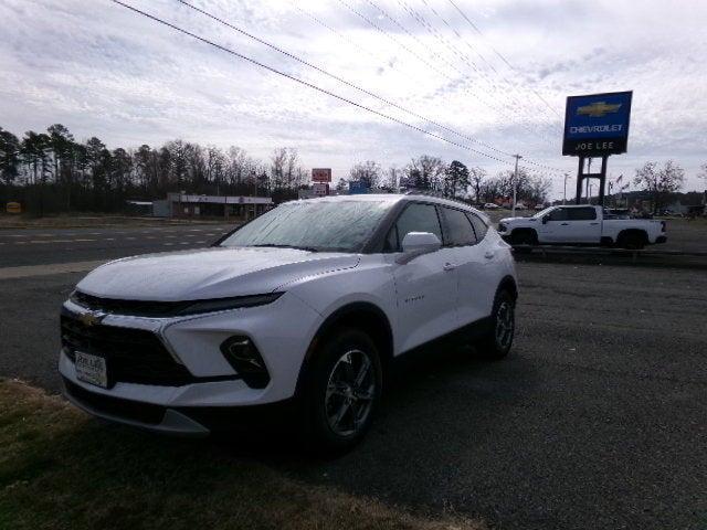 new 2025 Chevrolet Blazer car, priced at $38,360