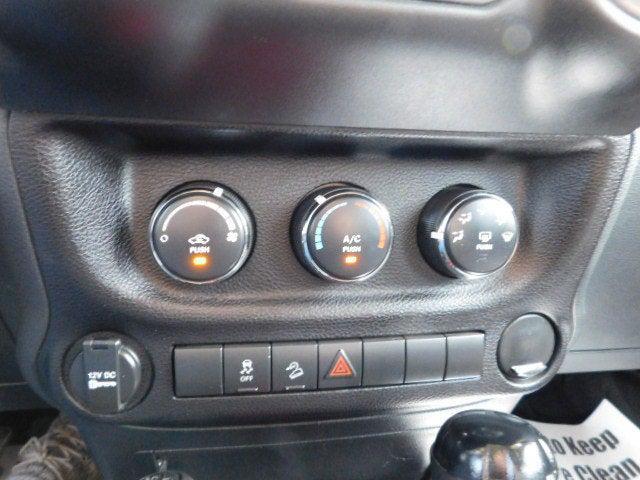 used 2013 Jeep Wrangler Unlimited car, priced at $13,877