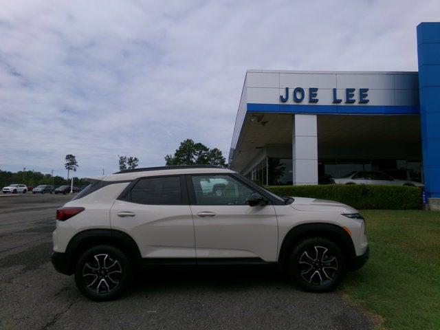 new 2026 Chevrolet TrailBlazer car, priced at $32,315