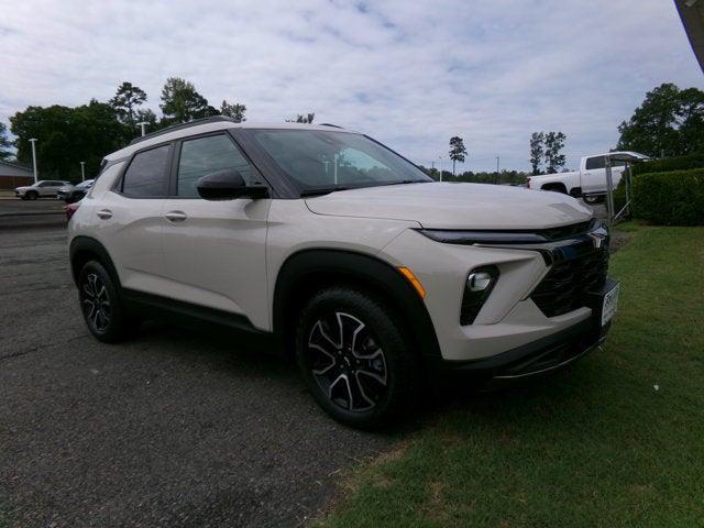 new 2026 Chevrolet TrailBlazer car, priced at $32,315