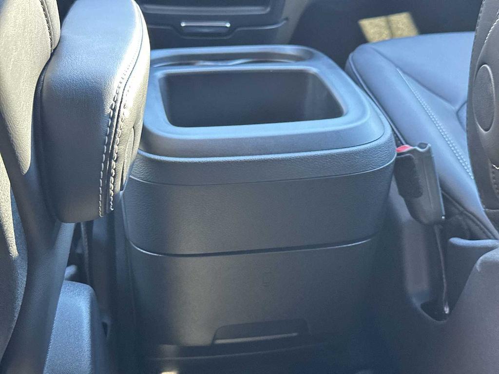 new 2026 Chrysler Pacifica car, priced at $41,695