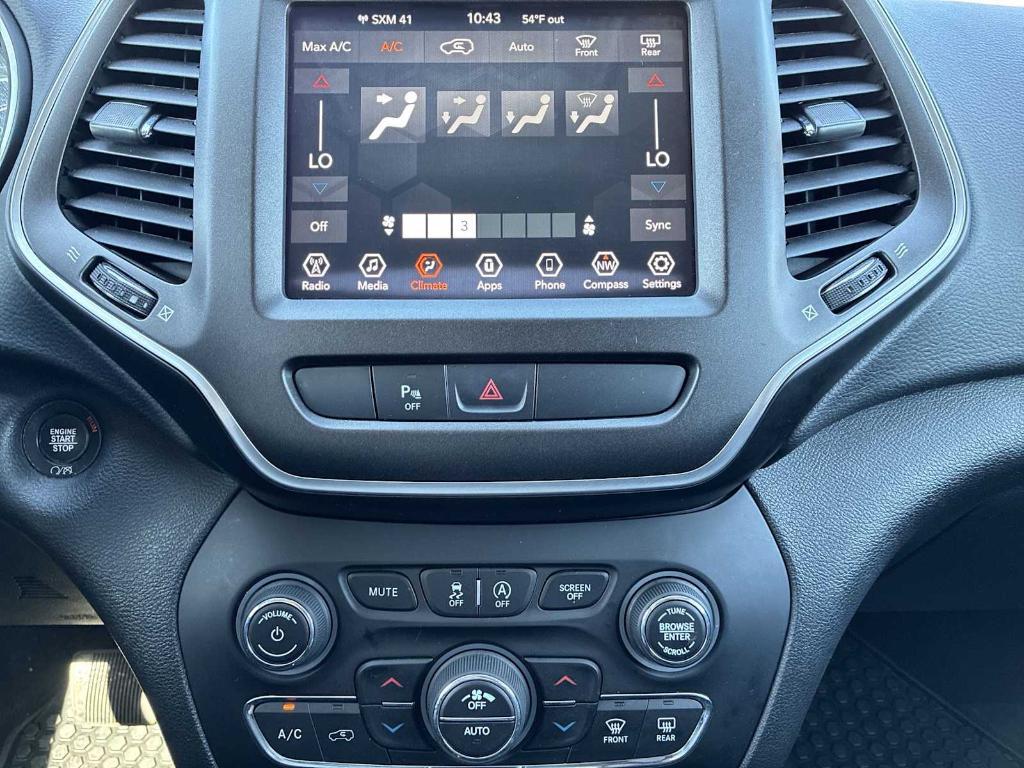 used 2020 Jeep Cherokee car, priced at $21,764