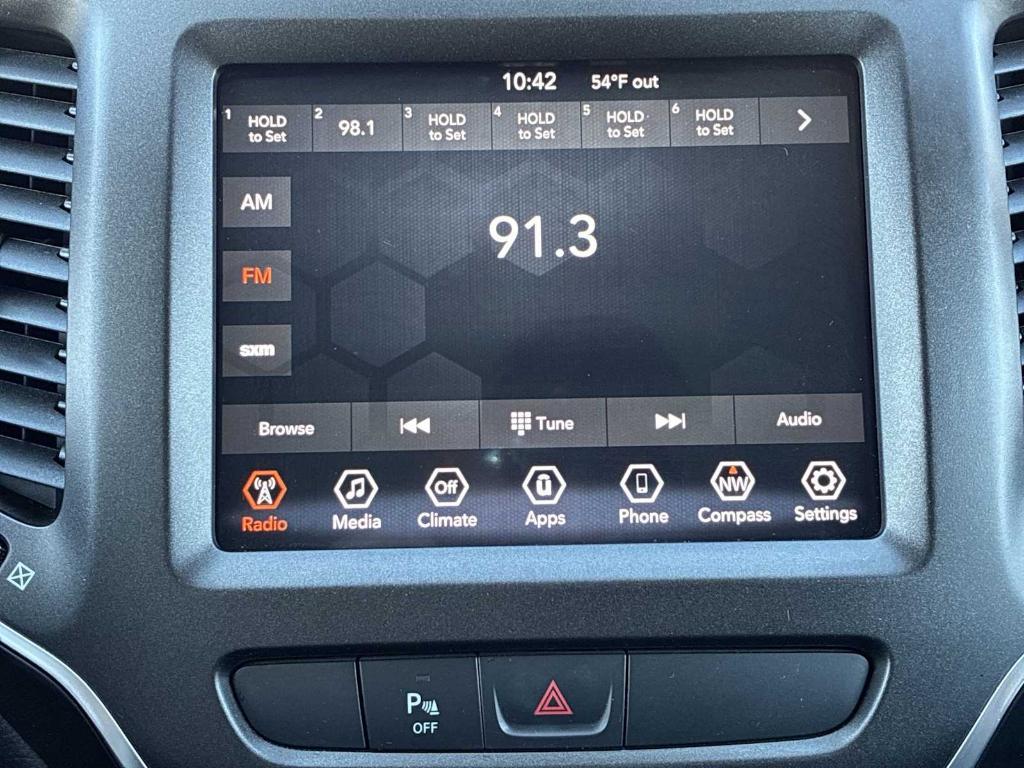 used 2020 Jeep Cherokee car, priced at $21,764