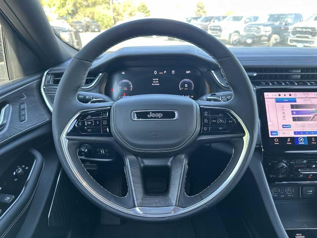 new 2025 Jeep Grand Cherokee L car, priced at $54,566