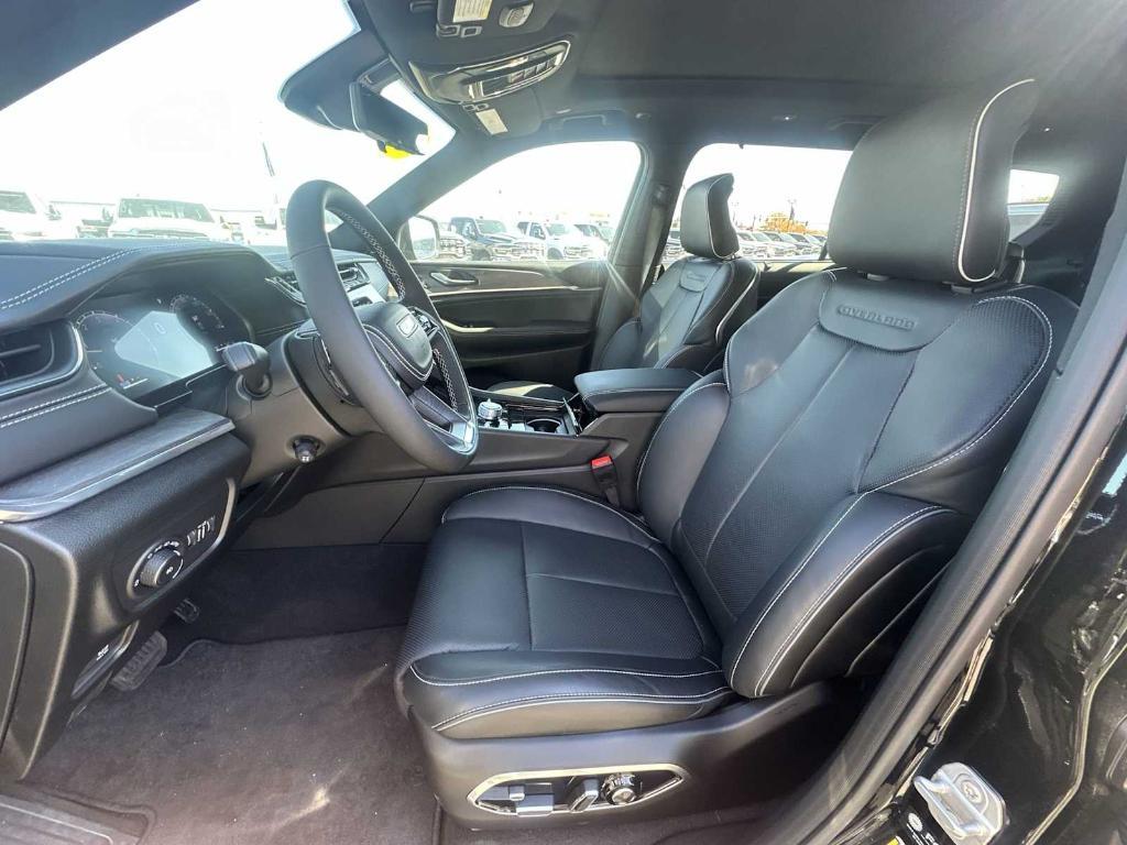 new 2025 Jeep Grand Cherokee L car, priced at $54,566