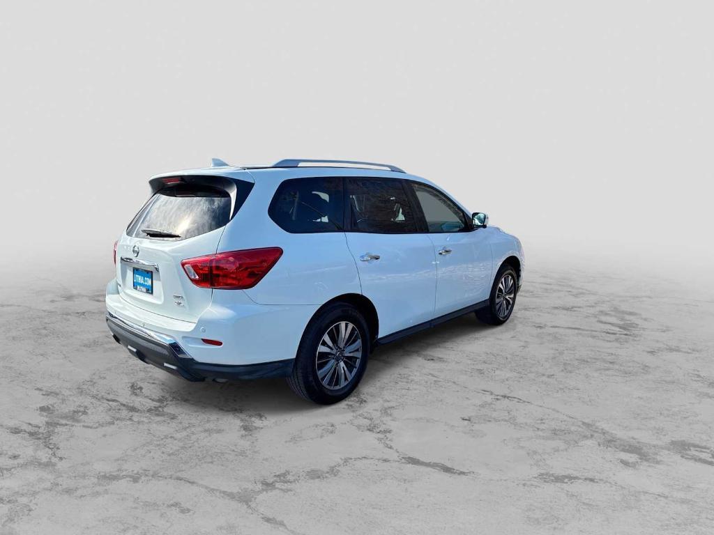 used 2020 Nissan Pathfinder car, priced at $21,400