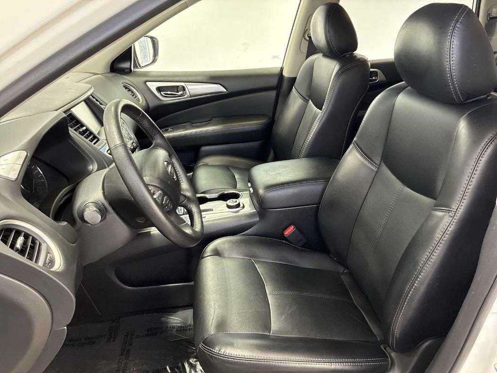 used 2020 Nissan Pathfinder car, priced at $21,400