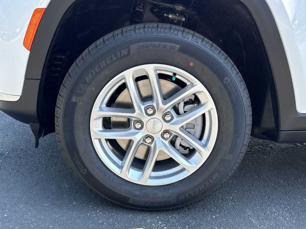 used 2025 Jeep Grand Cherokee L car, priced at $38,761