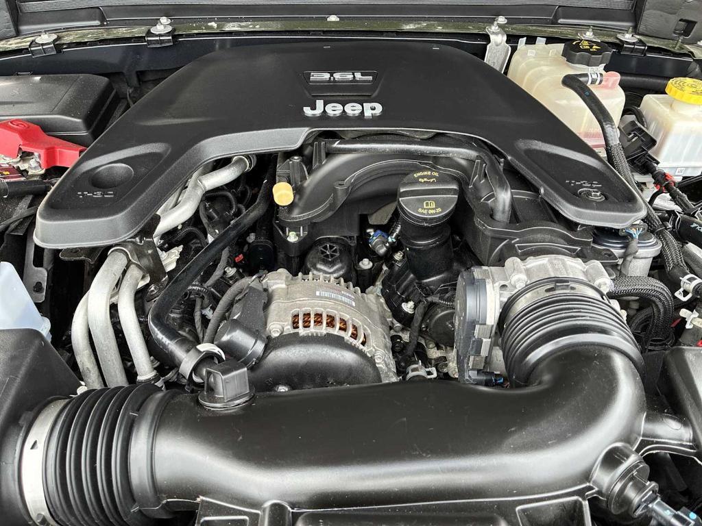 used 2021 Jeep Gladiator car, priced at $36,129