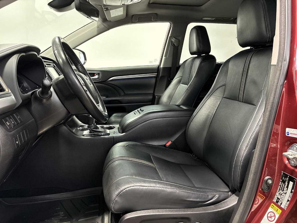 used 2018 Toyota Highlander car, priced at $24,988
