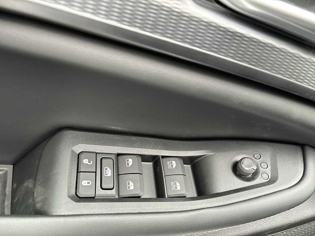 new 2026 Jeep Grand Cherokee car, priced at $41,405