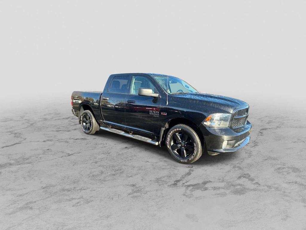 used 2019 Ram 1500 Classic car, priced at $29,177