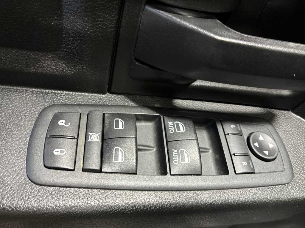used 2019 Ram 1500 Classic car, priced at $29,177