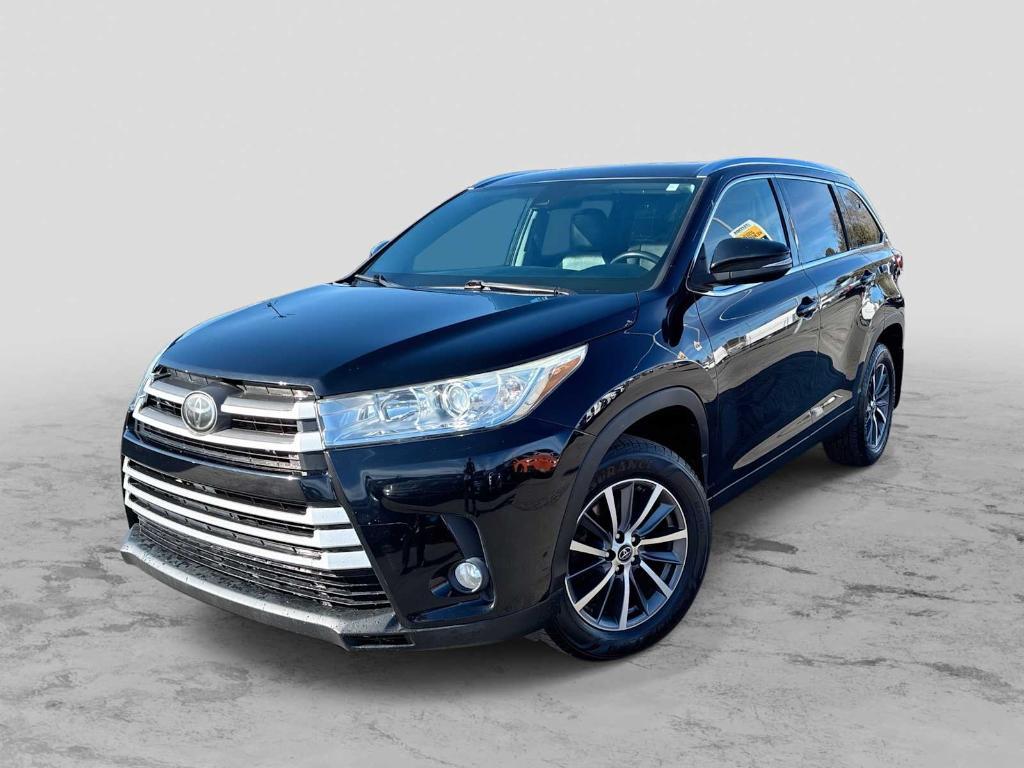 used 2019 Toyota Highlander car, priced at $21,424