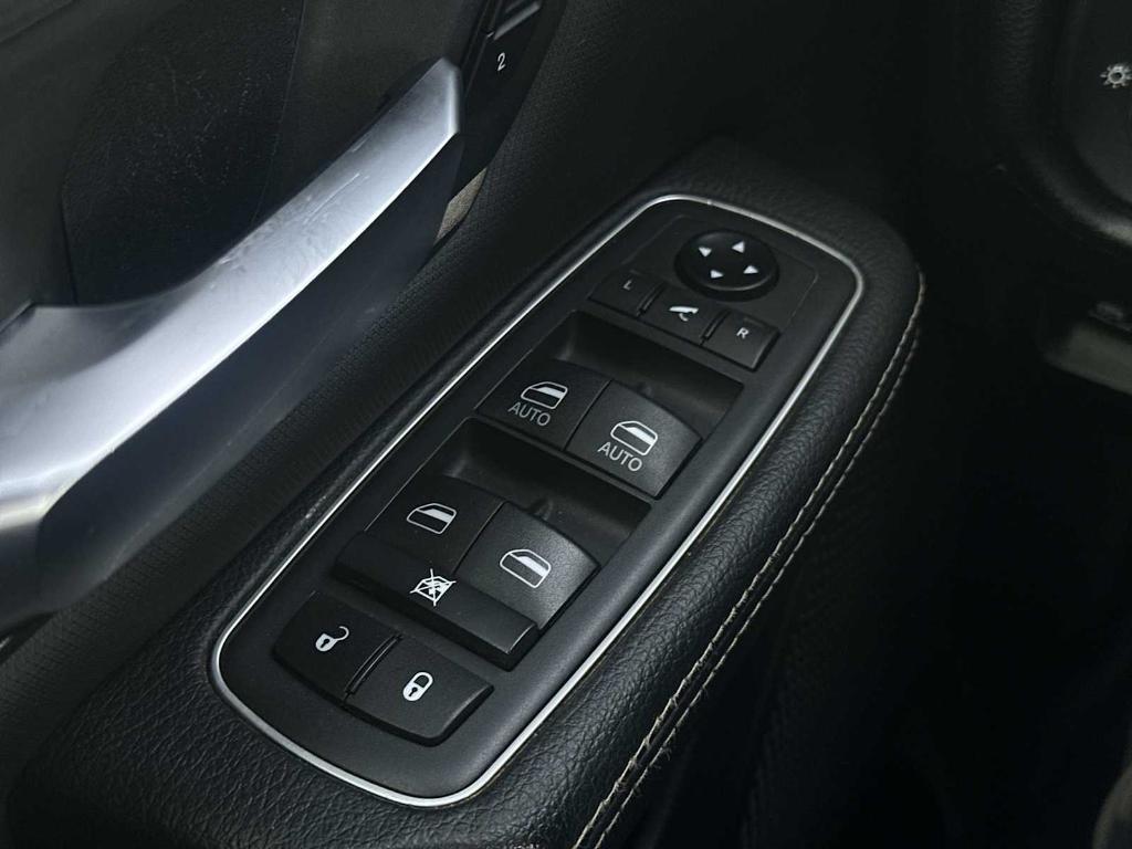 used 2021 Ram 1500 car, priced at $37,041