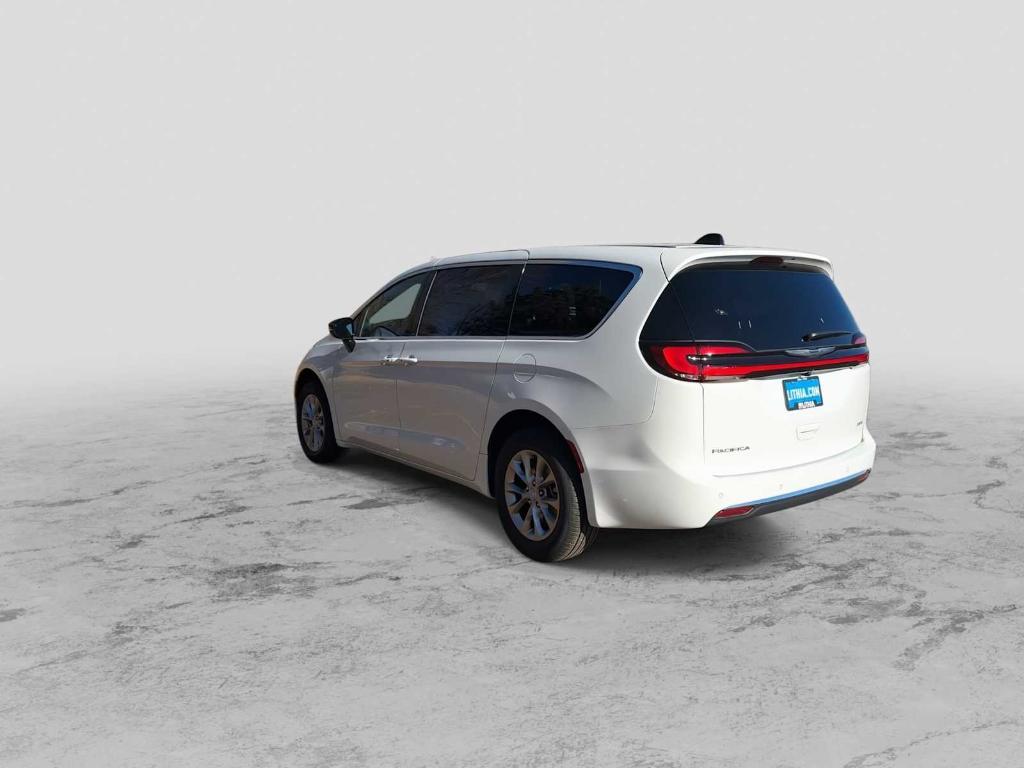 new 2026 Chrysler Pacifica car, priced at $45,458