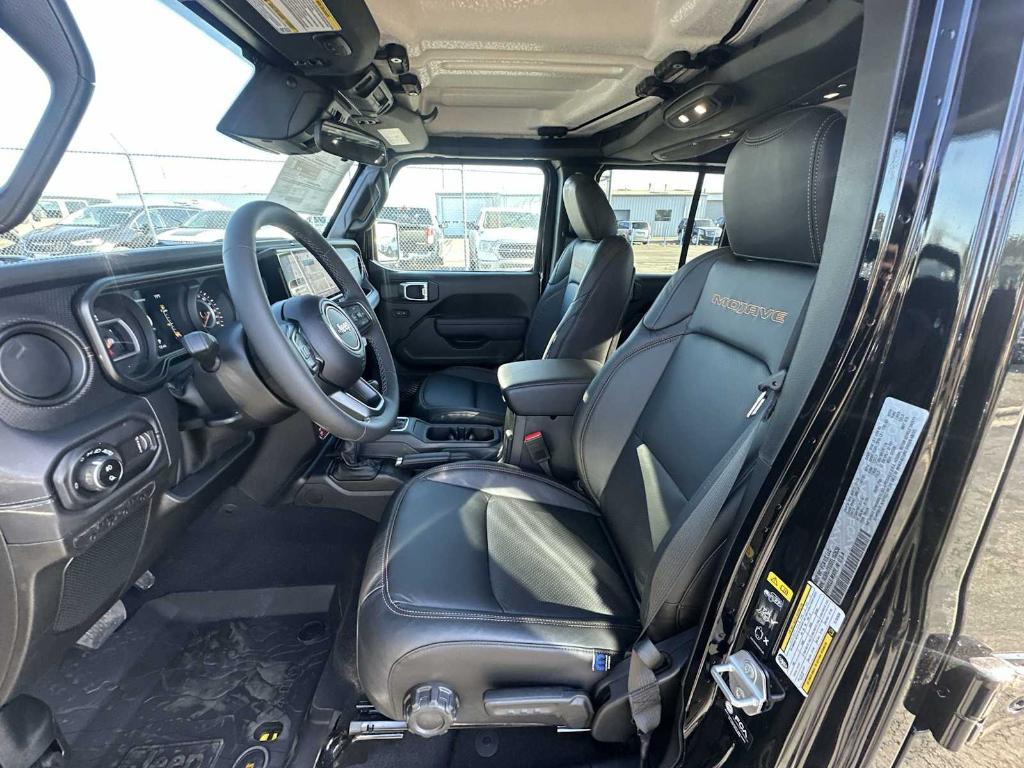 new 2026 Jeep Gladiator car, priced at $55,321